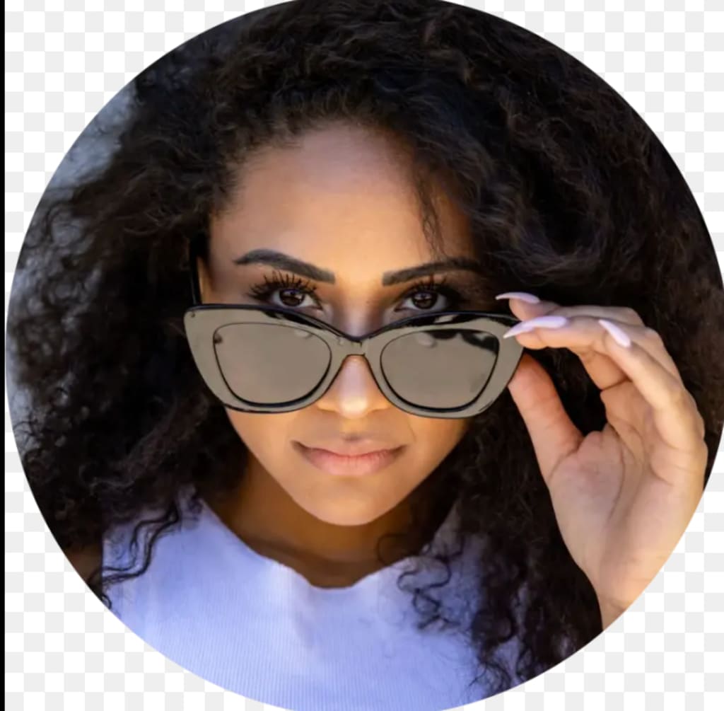 <em>Samantha L., New York</em>